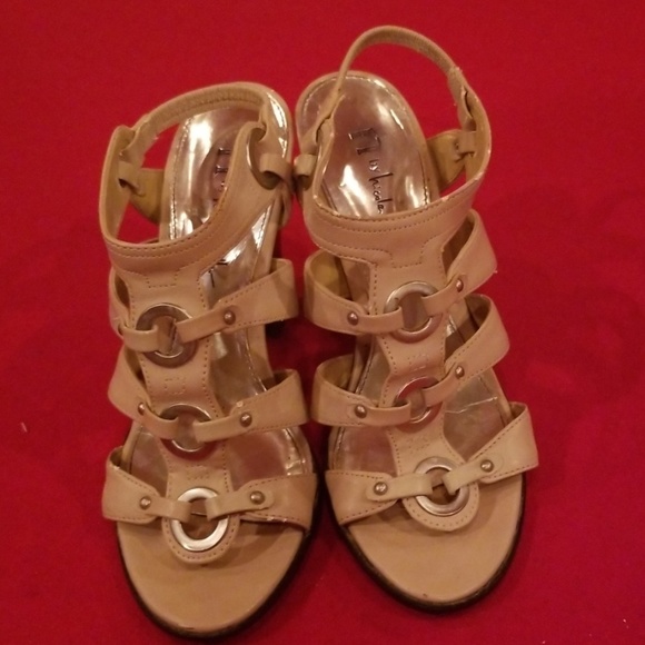 N by Nicile Miller strappy heels - Picture 4 of 4